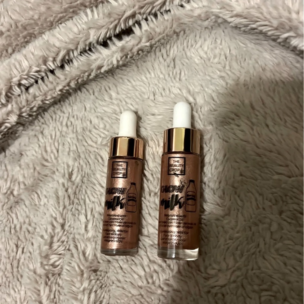 The Beauty Crop Glow Milk in
blind date-2 bottles for the price
of 1